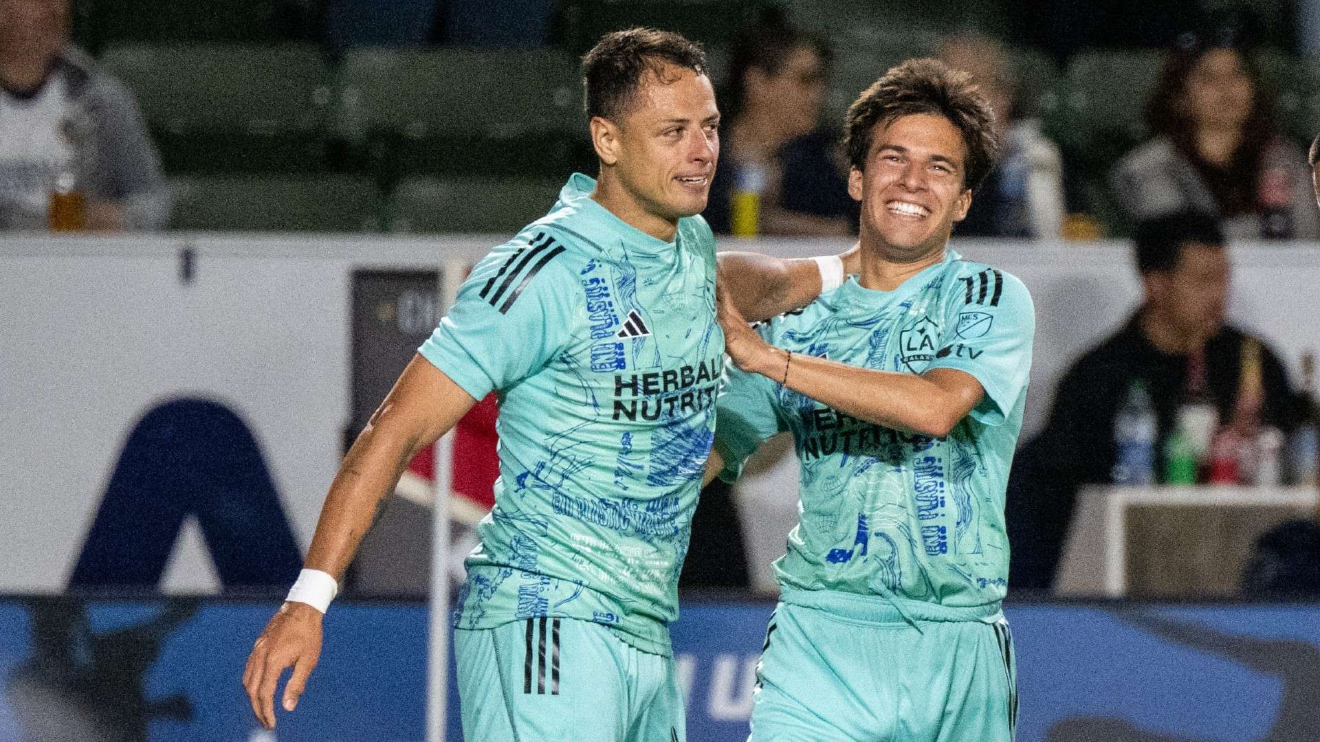 关键时刻决 关键时刻决